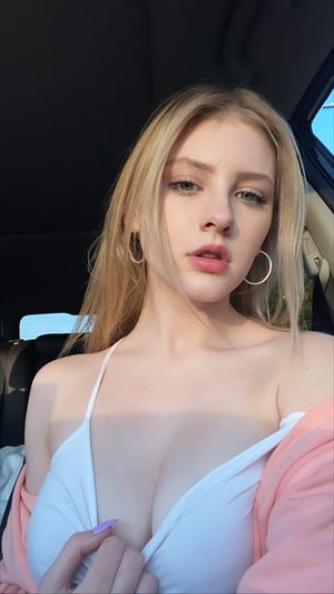 メロディ・マークス（Melody Marks）【ハメ撮り大好き、日本で人気爆発！】アメリカのAV女優
