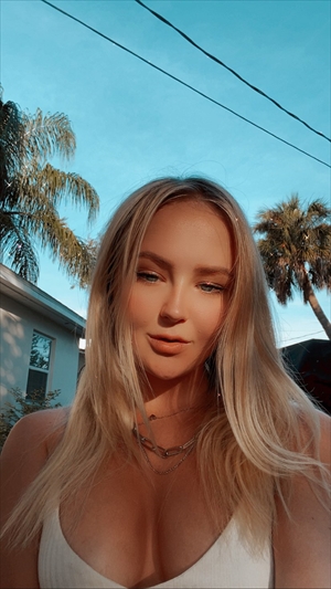 ナタリア・クイーン（Natalia Queen）【エッチとお金が超好き】アメリカの新星AV女優