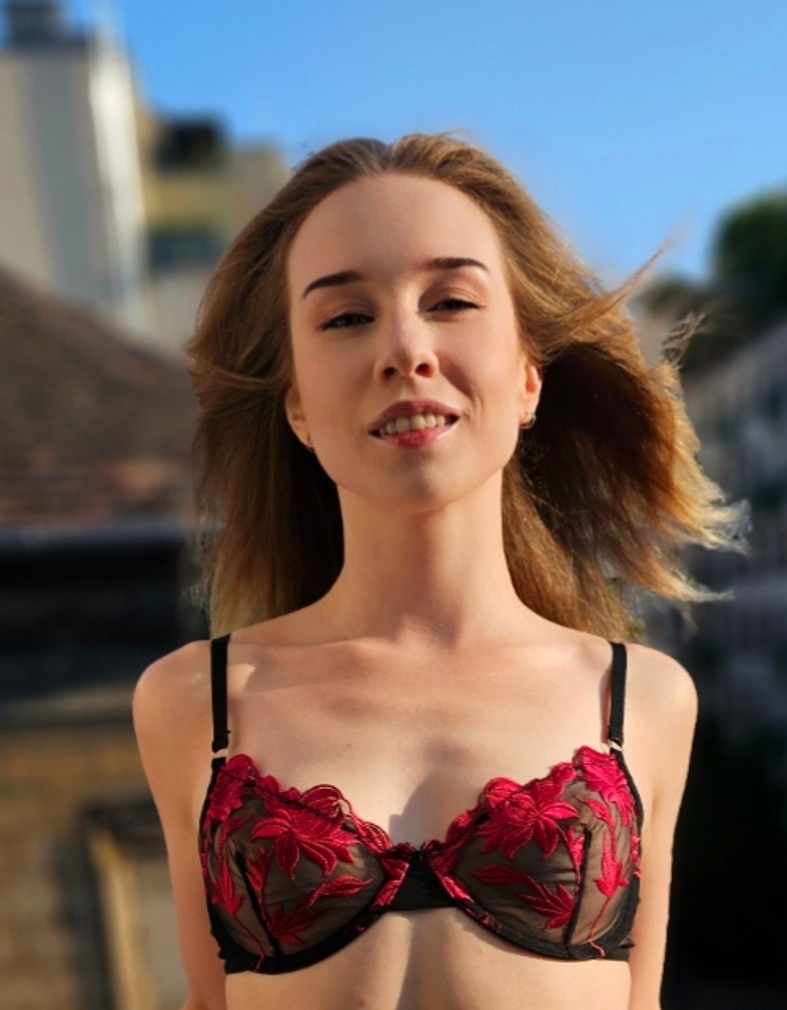アリス・クレイ（Alice Klay）【無垢な笑顔と、溶けるような肌】ロシアのAV女優