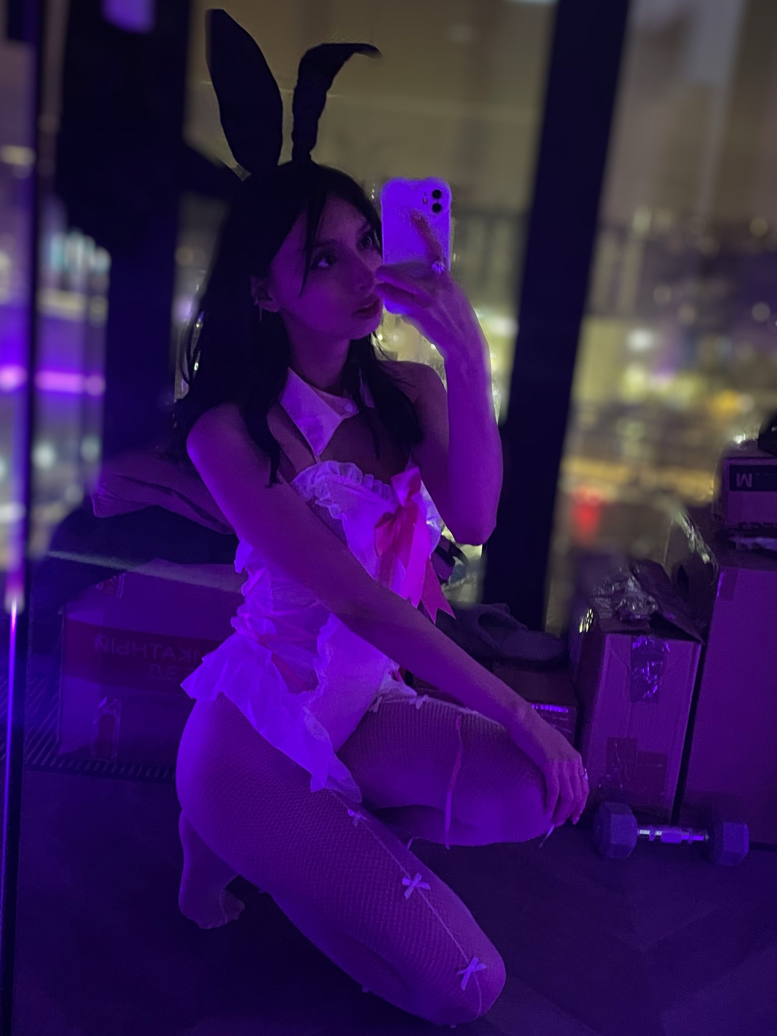 アシュリー・ラビット【最強エキゾチック美女登場！本気ハメ撮りは目前か！？】ロシアのAV女優